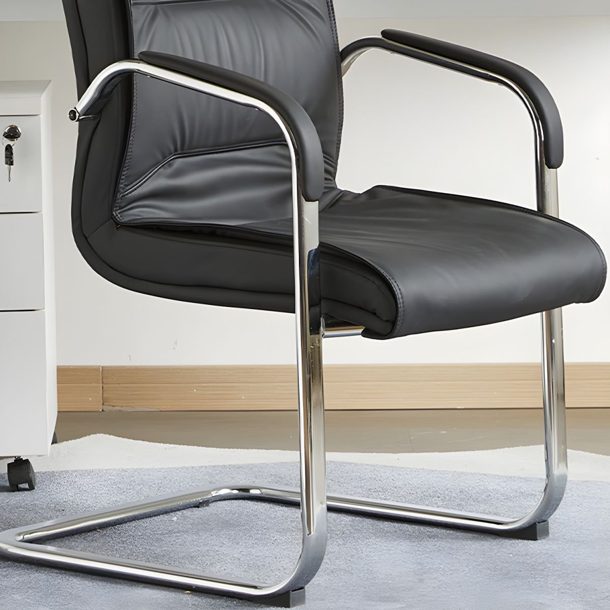Executive office visitor seat - Image 4